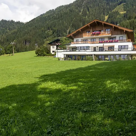 Bergleben Zaglauhof Apartment Werfenweng